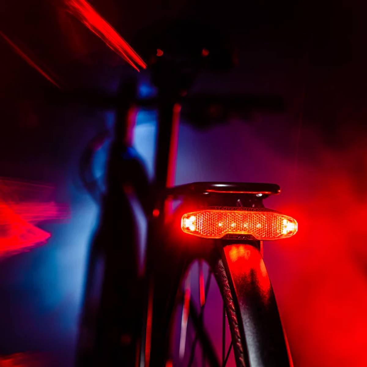 Lezyne E-Bike Super Bright StVZO E12 - Paradise Garage