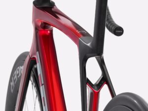Trek Madone SL 7 Gen 8 Fury Red 2